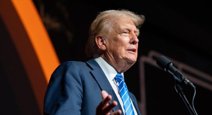 Trump salutes crypto at the biggest bitcoin conference